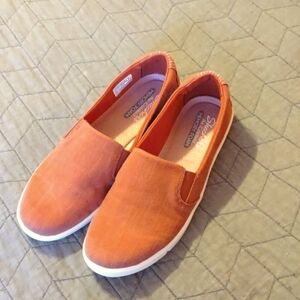 Skechers air-cooled memory foam rust ladies 9 1/2 NWT